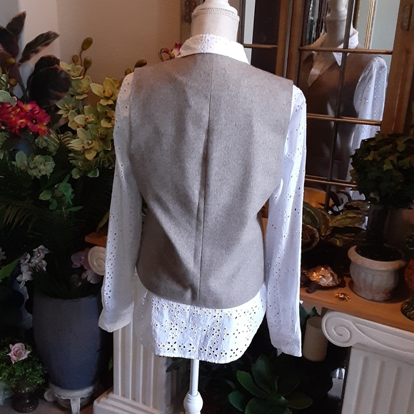 JOSEPH ABBOUD Rayon Blend 5 Button Pocketed Vest Size Small Unisex - Picture 5 of 9